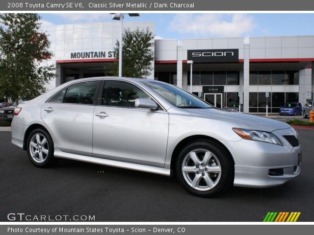 2008 Toyota Camry SE V6 in Classic Silver Metallic