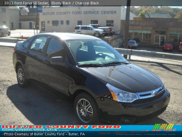 2011 Ford Focus SE Sedan in Ebony Black