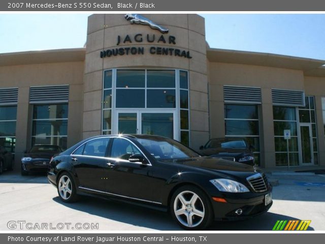 2007 Mercedes-Benz S 550 Sedan in Black