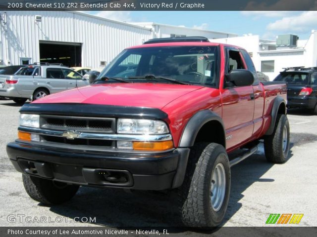 2003 Chevrolet S10 ZR2 Extended Cab 4x4 in Victory Red