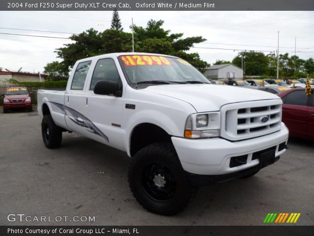 2004 Ford F250 Super Duty XLT Crew Cab in Oxford White