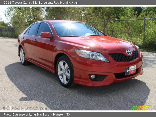 2011 Toyota Camry SE in Barcelona Red Metallic