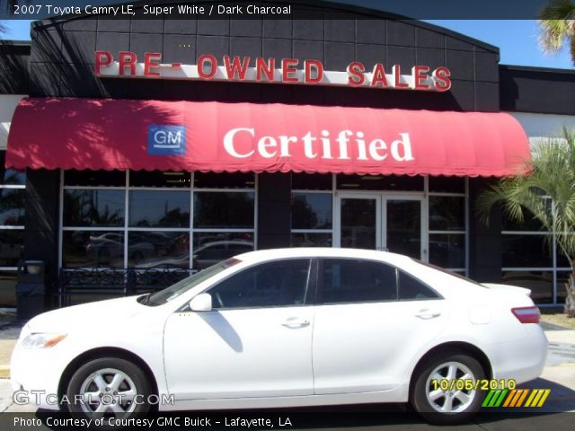 2007 Toyota Camry LE in Super White