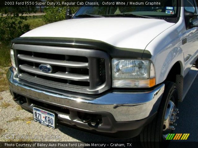 2003 Ford F550 Super Duty XL Regular Cab Chassis in Oxford White