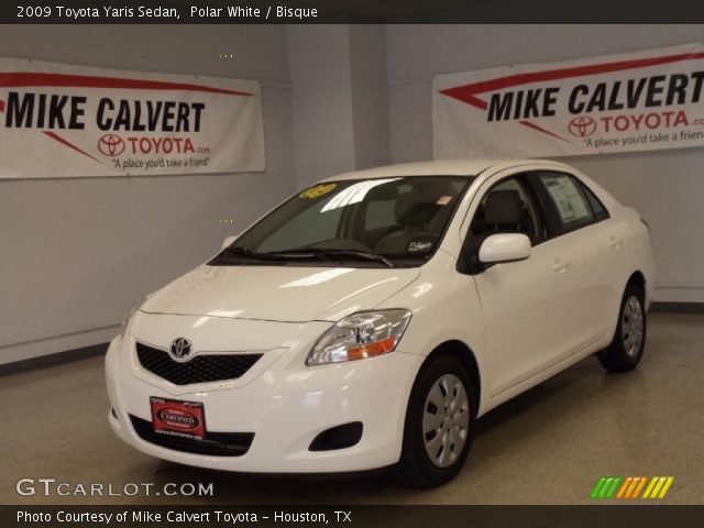 2009 Toyota Yaris Sedan in Polar White
