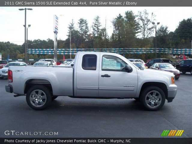 2011 GMC Sierra 1500 SLE Extended Cab 4x4 in Pure Silver Metallic