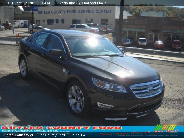 2011 Ford Taurus SHO AWD in Tuxedo Black