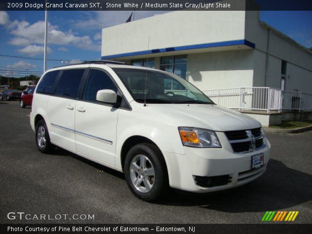 2009 Dodge Grand Caravan SXT in Stone White