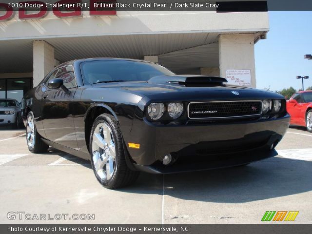 2010 Dodge Challenger R/T in Brilliant Black Crystal Pearl