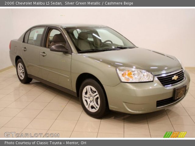 2006 Chevrolet Malibu LS Sedan in Silver Green Metallic