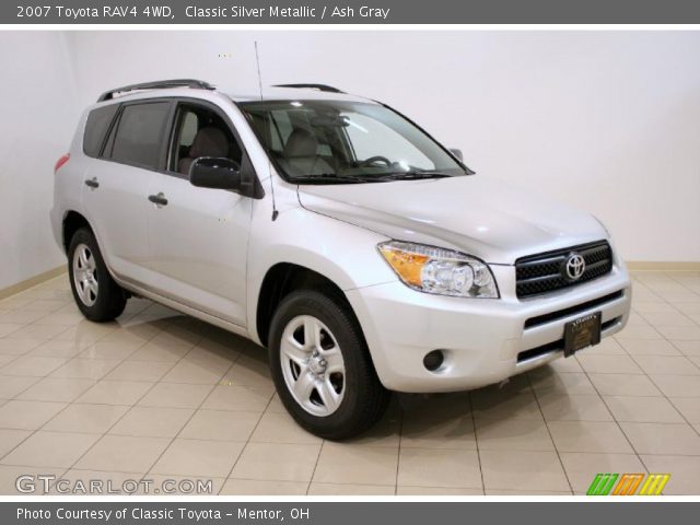 2007 Toyota RAV4 4WD in Classic Silver Metallic