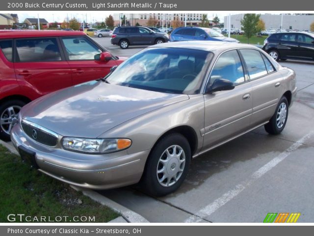 2000 Buick Century Custom in Light Sandrift Metallic
