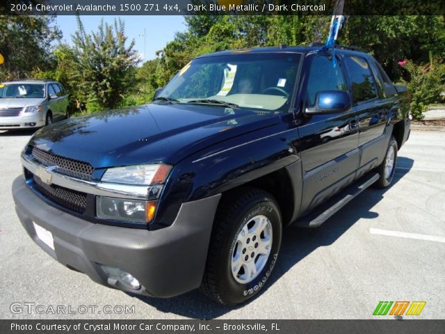 2004 Chevrolet Avalanche 1500 Z71 4x4 in Dark Blue Metallic