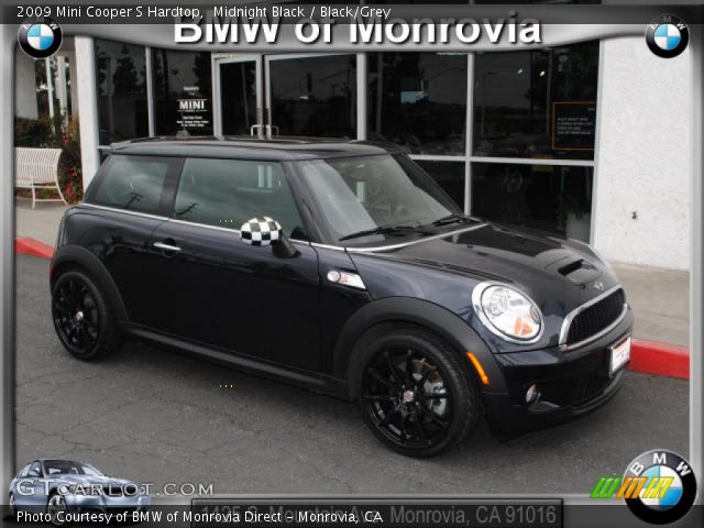 2009 Mini Cooper S Hardtop in Midnight Black