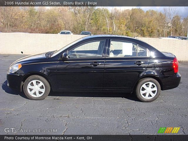 2006 Hyundai Accent GLS Sedan in Ebony Black