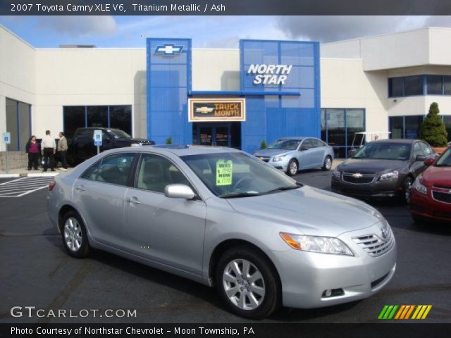 2007 Toyota Camry XLE V6 in Titanium Metallic