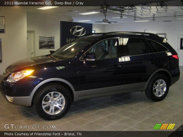 2011 Hyundai Veracruz GLS in Deep Blue