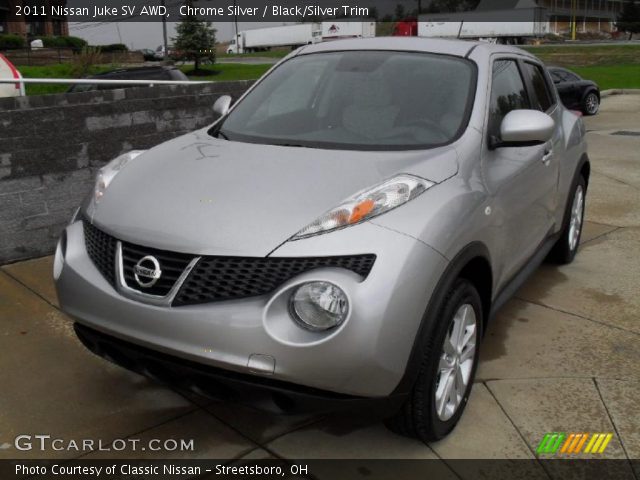 2011 Nissan Juke SV AWD in Chrome Silver