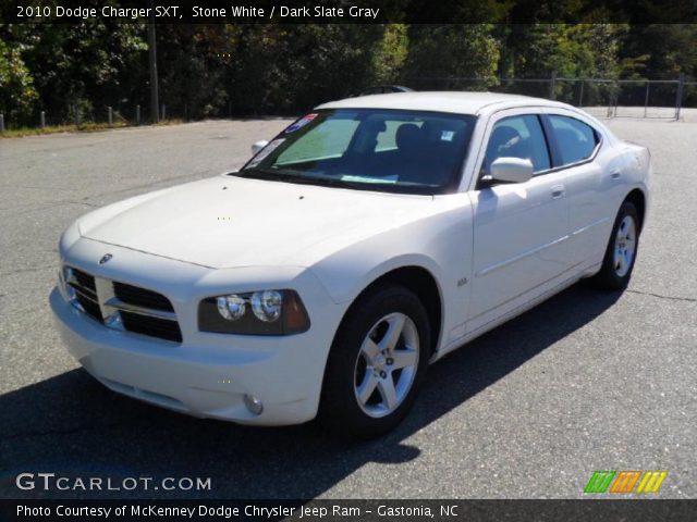 2010 Dodge Charger SXT in Stone White