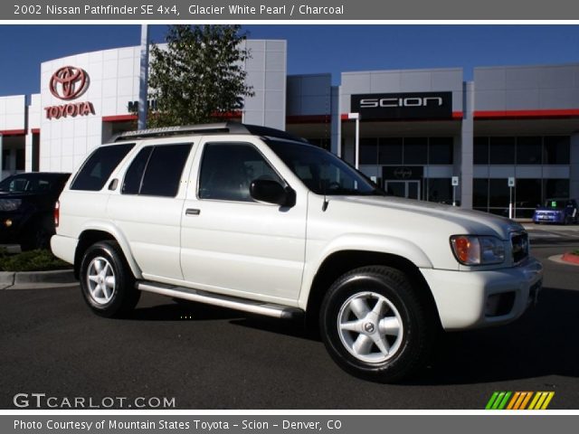 2002 Nissan Pathfinder SE 4x4 in Glacier White Pearl