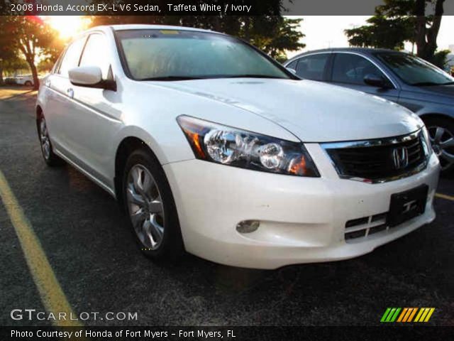 2008 Honda Accord EX-L V6 Sedan in Taffeta White