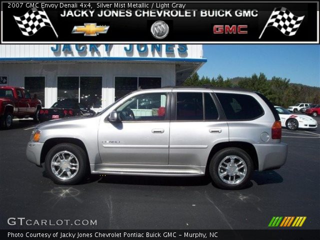 2007 GMC Envoy Denali 4x4 in Silver Mist Metallic