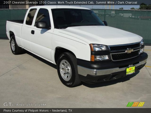 2007 Chevrolet Silverado 1500 Classic Work Truck Extended Cab in Summit White