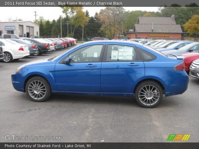 2011 Ford Focus SES Sedan in Blue Flame Metallic