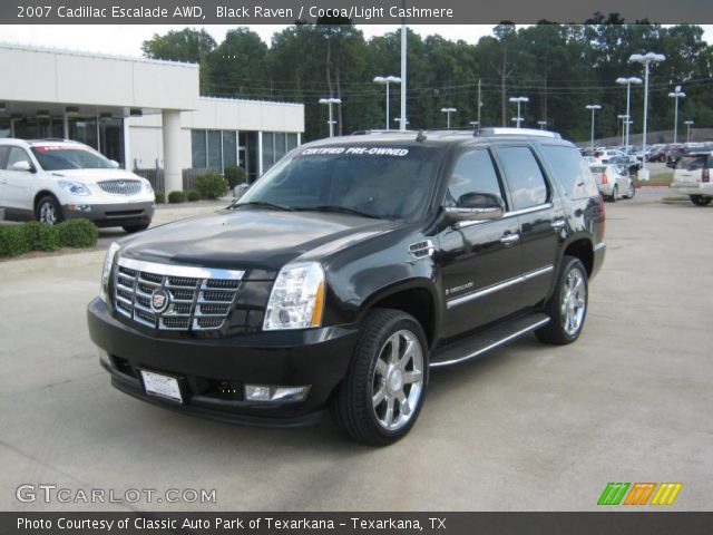 2007 Cadillac Escalade AWD in Black Raven