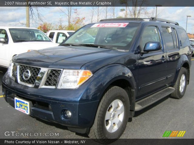 2007 Nissan Pathfinder SE in Majestic Blue Metallic