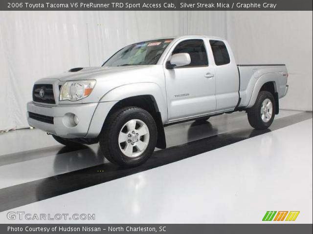 2006 Toyota Tacoma V6 PreRunner TRD Sport Access Cab in Silver Streak Mica