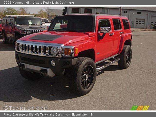 2008 Hummer H3  in Victory Red