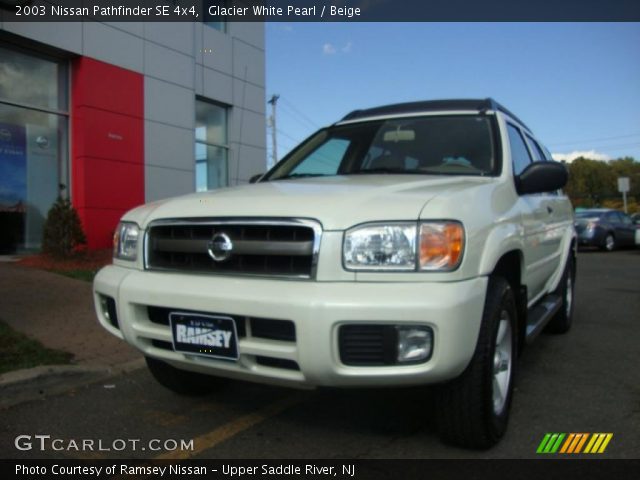 2003 Nissan Pathfinder SE 4x4 in Glacier White Pearl