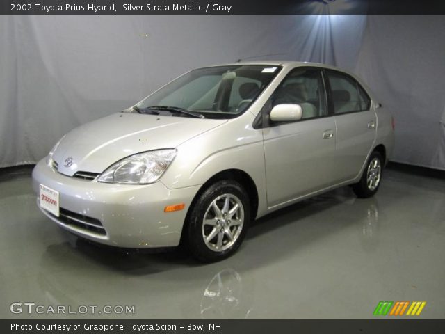 2002 Toyota Prius Hybrid in Silver Strata Metallic
