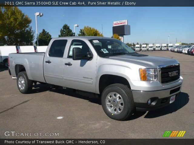 2011 GMC Sierra 3500HD SLE Crew Cab 4x4 in Pure Silver Metallic