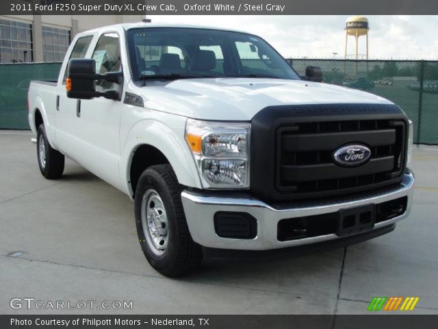 2011 Ford F250 Super Duty XL Crew Cab in Oxford White