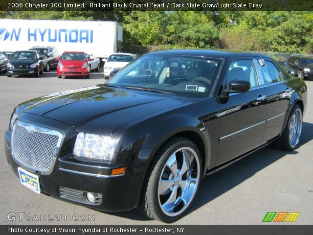 2006 Chrysler 300 Limited in Brilliant Black Crystal Pearl