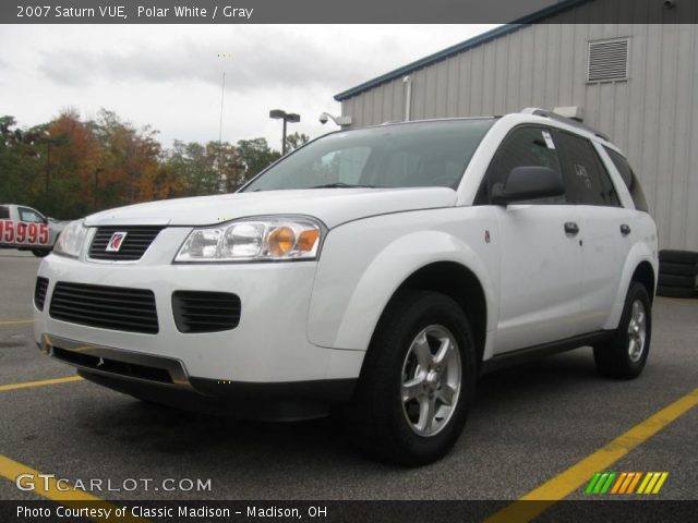2007 Saturn VUE  in Polar White