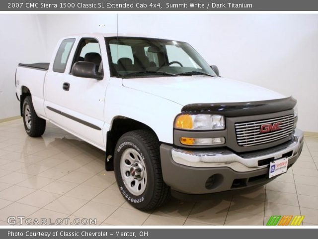 2007 GMC Sierra 1500 Classic SL Extended Cab 4x4 in Summit White