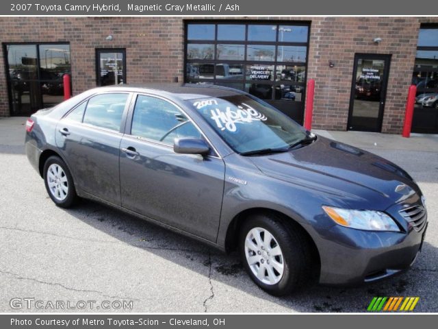 2007 Toyota Camry Hybrid in Magnetic Gray Metallic