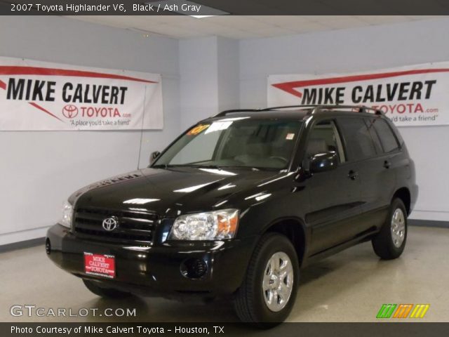 2007 Toyota Highlander V6 in Black