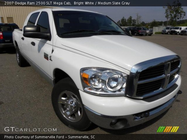 2007 Dodge Ram 2500 SLT Mega Cab in Bright White