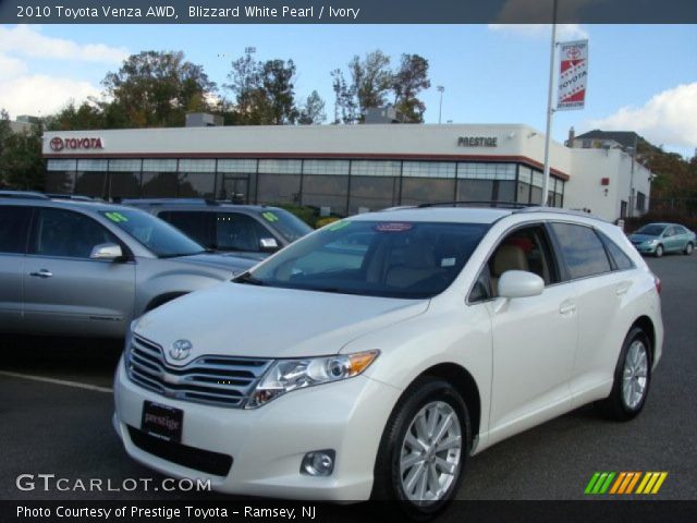 2010 Toyota Venza AWD in Blizzard White Pearl