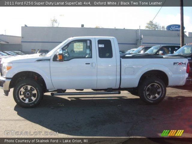 2011 Ford F250 Super Duty Lariat SuperCab 4x4 in Oxford White
