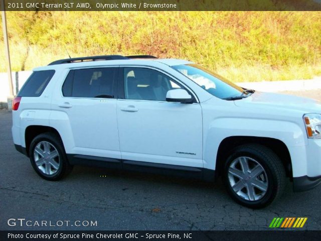 2011 GMC Terrain SLT AWD in Olympic White