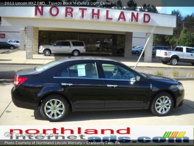 2011 Lincoln MKZ FWD in Tuxedo Black Metallic