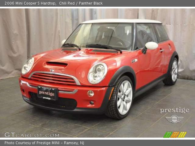 2006 Mini Cooper S Hardtop in Chili Red