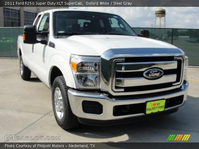 2011 Ford F250 Super Duty XLT SuperCab in Oxford White