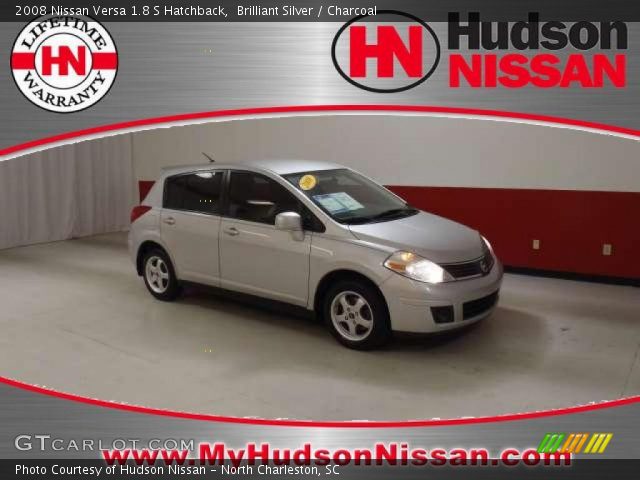 2008 Nissan Versa 1.8 S Hatchback in Brilliant Silver