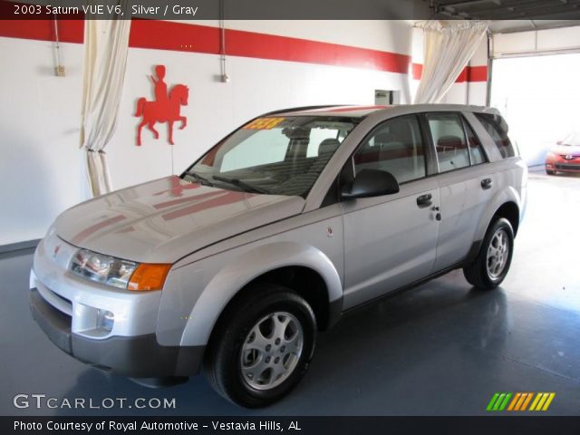 2003 Saturn VUE V6 in Silver